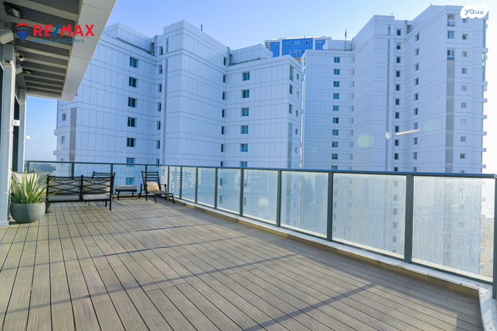 גג/ פנטהאוז, נתן יונתן 6, עיר ימים, נתניה