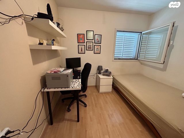 דירה, הר הצופים, רחובות