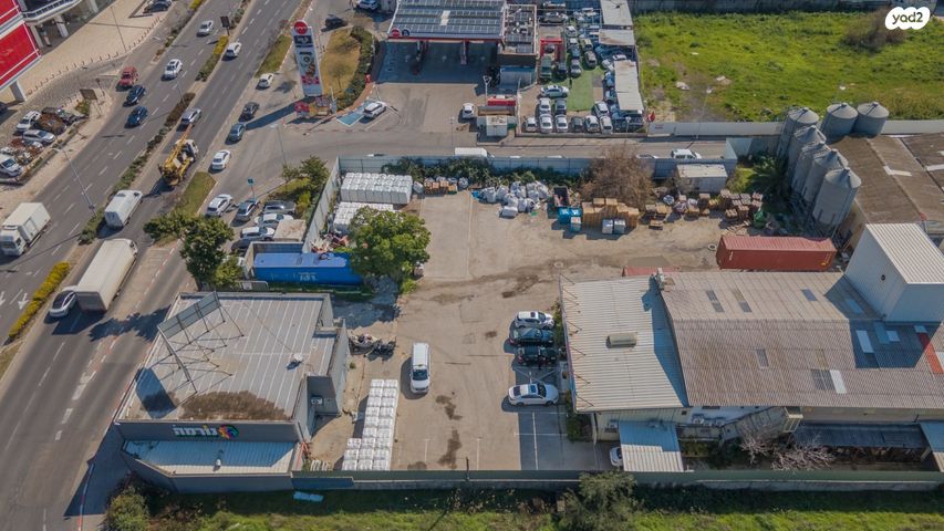 מגרשים, קרית אתא