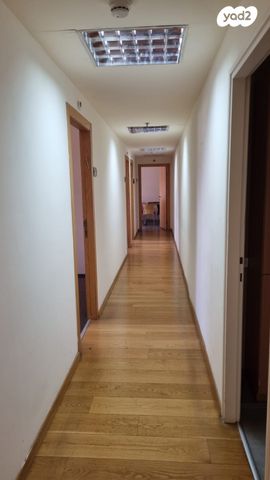 משרדים, אחד העם, נווה צדק, תל אביב יפו