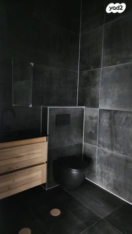 גג/ פנטהאוז, אריק איינשטיין, נווה שרון / שער העיר, נתיבות