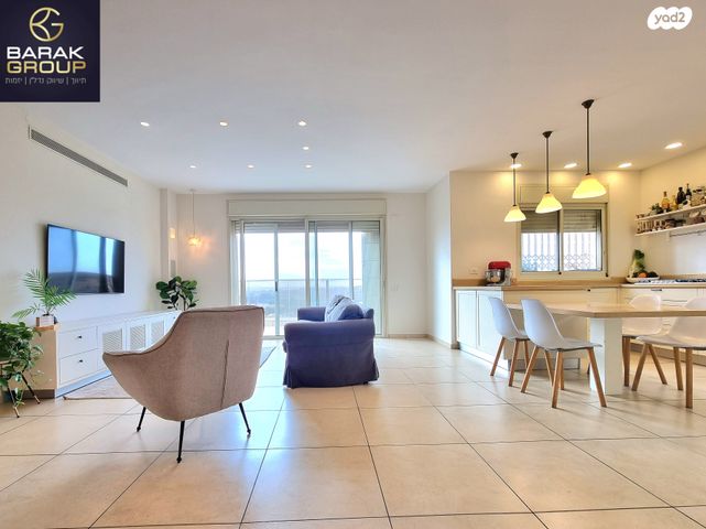 דירה, ברוש, קרית השרון, נתניה