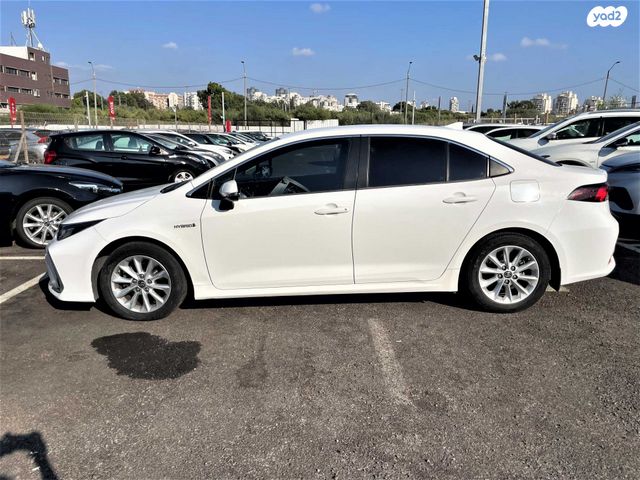 טויוטה קורולה