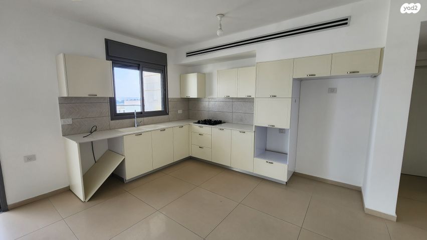 דירה, כלנית, הפרחים, חריש