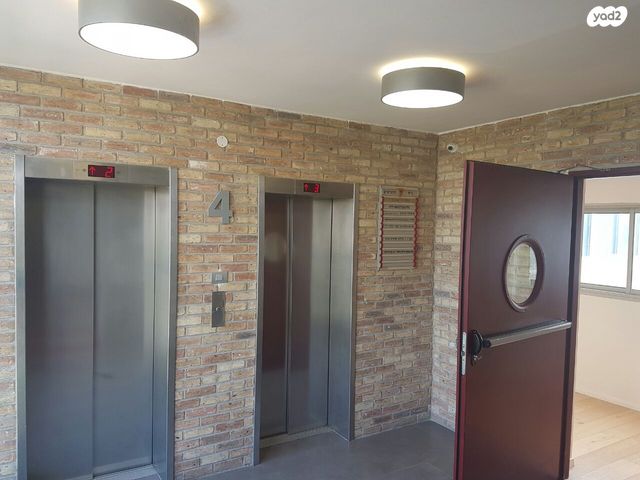 משרדים, יצחק רגר 22, מרכז אזרחי, באר שבע