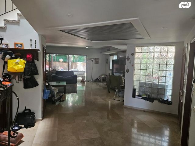 דו משפחתי, רמת חן, רמת גן