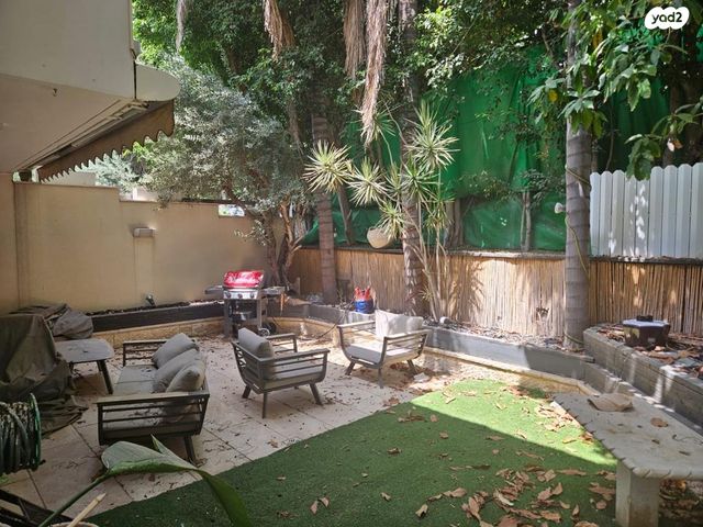 דו משפחתי, רמת חן, רמת גן