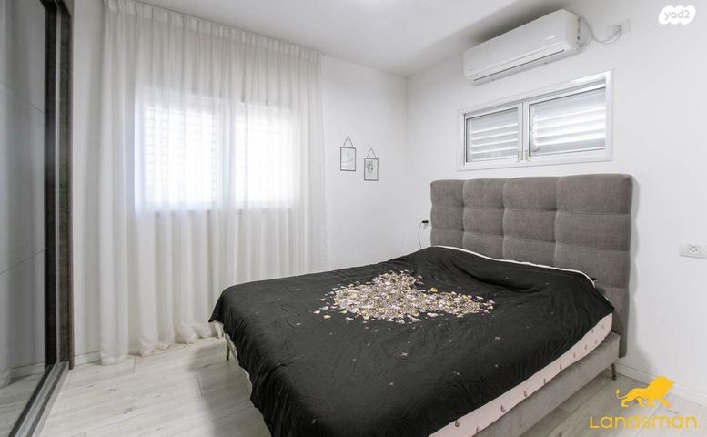 דירה, דוד טבצ'ניק 10, נווה גן, פתח תקווה