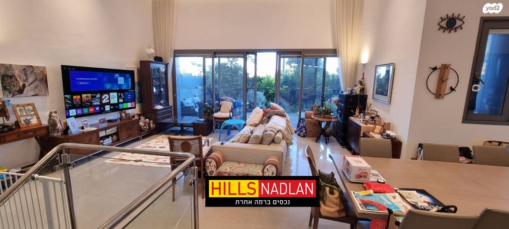 דירת גן, אריק איינשטיין, הרצליה ב', הרצליה