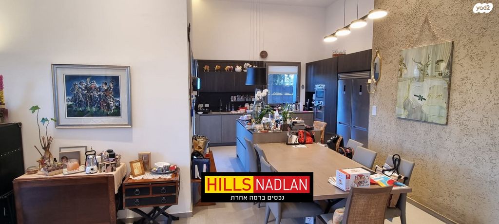 דירת גן, אריק איינשטיין, הרצליה ב', הרצליה