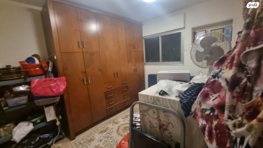 דירת גן, שיכון ב, טבריה