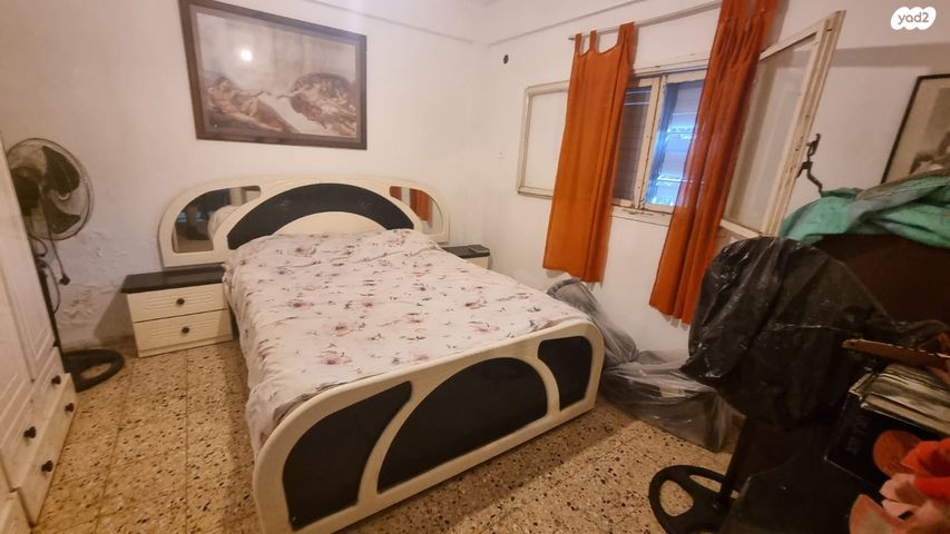 דירת גן, שיכון ב, טבריה