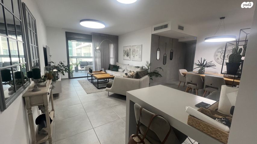 דירה, המעגן, אכזיב, נהריה