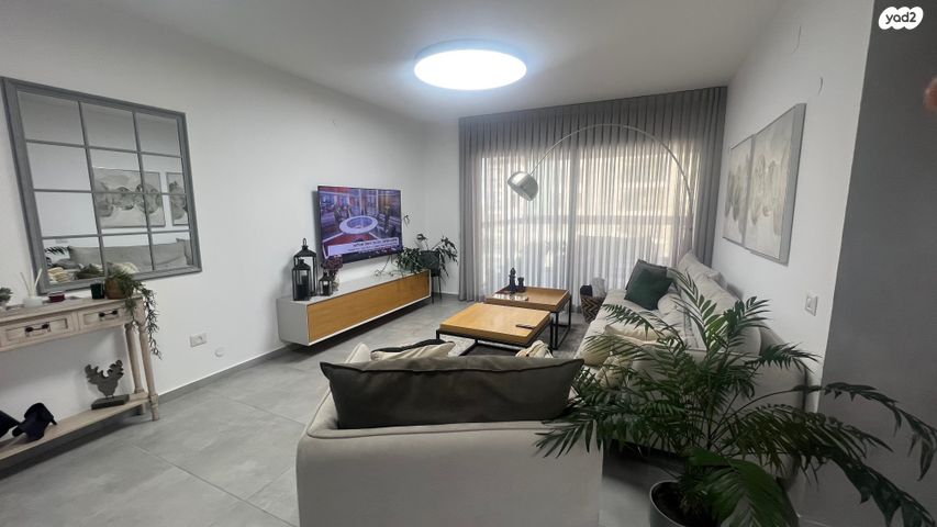 דירה, המעגן, אכזיב, נהריה