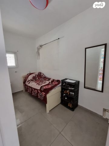 דירת גן, התנאים 18, גבעת אולגה, חדרה