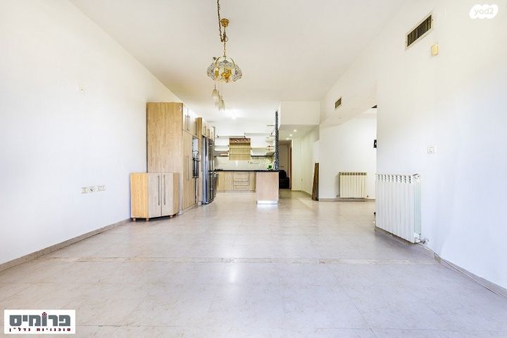 דירת גן, הפורצים, קטמון הישנה, ירושלים