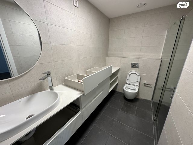 דירה, החשמונאים 96, גני שרונה, קרית הממשלה, תל אביב יפו