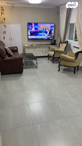 בית פרטי/ קוטג', וייצמן, עמידר, בת ים