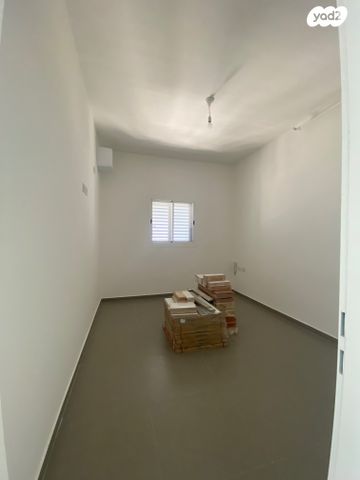 דירה, גרציאני יצחק 8, גני שרונה, קרית הממשלה, תל אביב יפו