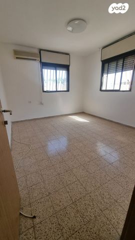 דירה, יעקב סלע 18, ניר אביב, תל אביב יפו