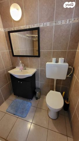 דירה, יוסף שפרינצק, שיכון א', קרית שמונה