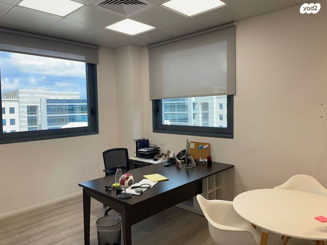 משרדים, אזור תעשיה, הרצליה