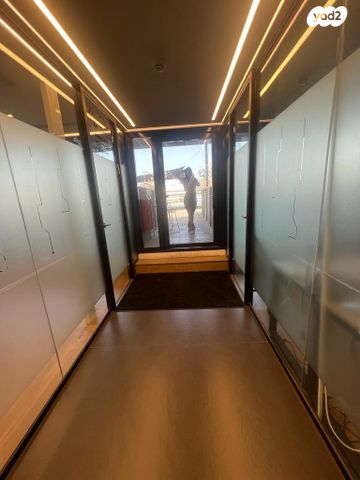 משרדים, הברזל, תל אביב יפו