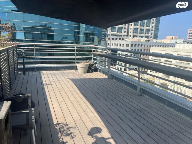 משרדים, הברזל, תל אביב יפו