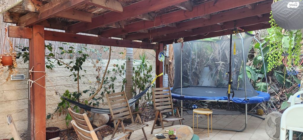 דירת גן, הרא"ה 297, אזור הבילויים, רמת גן