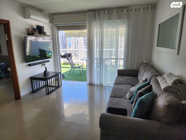 גג/ פנטהאוז, נחל לכיש, רובע י"א, אשדוד