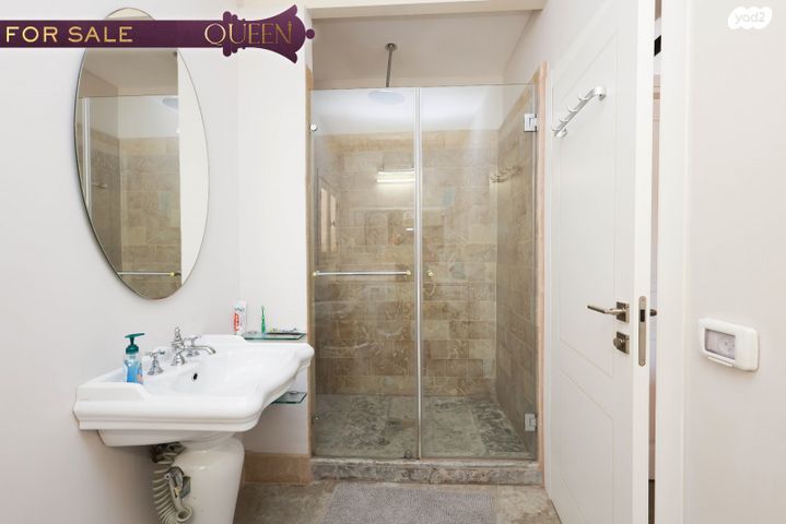 גג/ פנטהאוז, עג'מי, גבעת העליה, תל אביב יפו