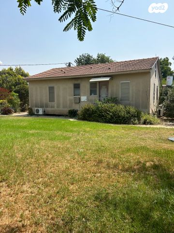 משק חקלאי/ נחלה, מאור