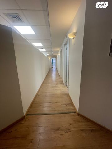 משרדים, אזור תעשיה הישן, כפר סבא