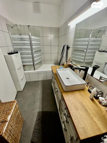 דירה, גבעת שמואל