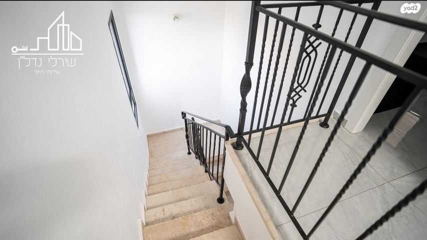 דו משפחתי, נאות הפרחים, גן יבנה