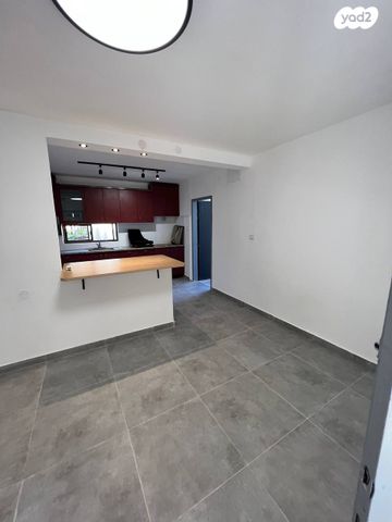 דירת גן, צה"ל, המיסדים, כרמיאל