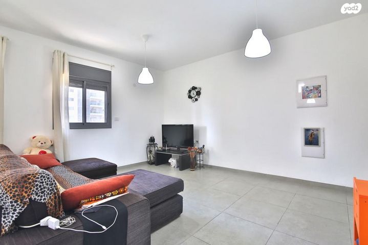 דירה, משכנות האומנים, קרית מוצקין