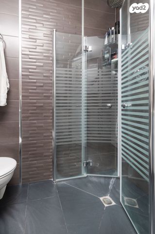 דו משפחתי, הכלנית, עיר גנים, ירושלים