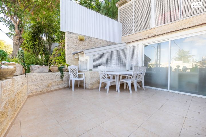 דו משפחתי, הכלנית, עיר גנים, ירושלים