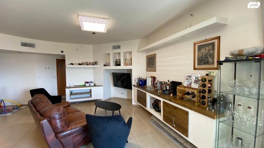 דירה, טווס, רמות מנחם, הוד השרון