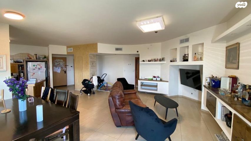 דירה, טווס, רמות מנחם, הוד השרון