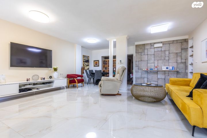 דו משפחתי, הכלנית, עיר גנים, ירושלים