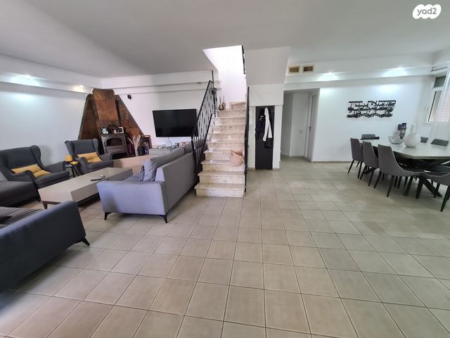 אורי צבי גרינברג 