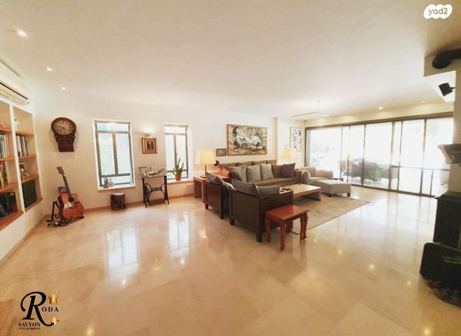 בית פרטי/ קוטג', סביון