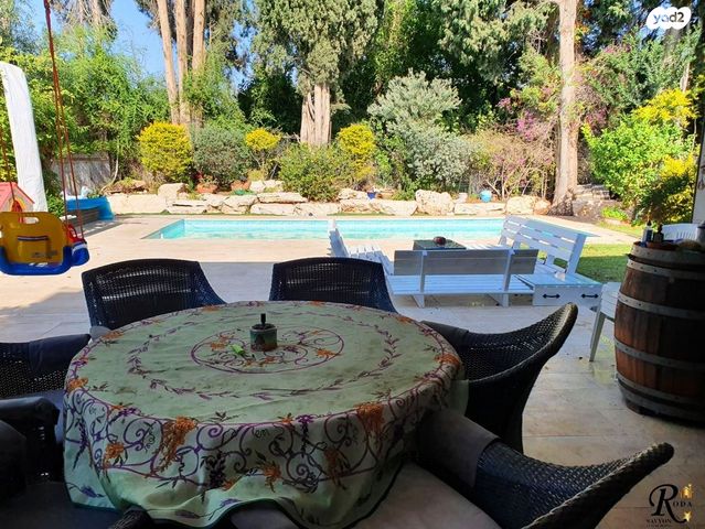 בית פרטי/ קוטג', סביון