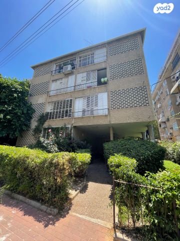 דירה, חוה לוצקי 12, א' / צפון מזרח העיר, רחובות