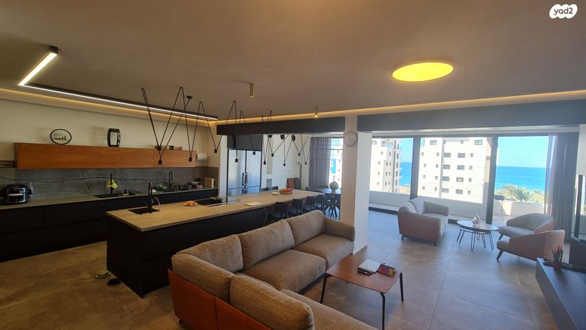 גג/ פנטהאוז, ז'בוטינסקי, עיר, מרכז העיר, נהריה