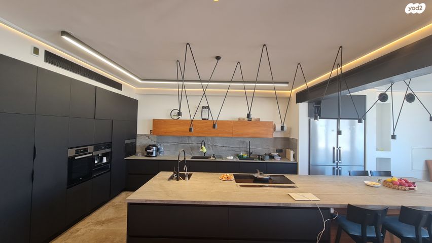 גג/ פנטהאוז, ז'בוטינסקי, עיר, מרכז העיר, נהריה