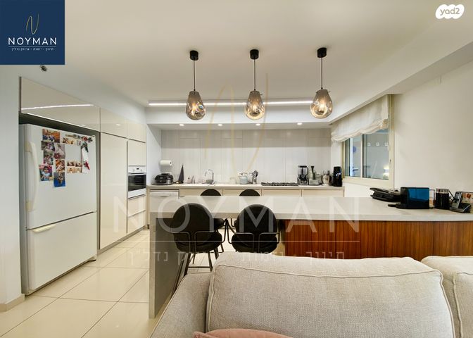 דירה, ברוש 3, קרית השרון, נתניה