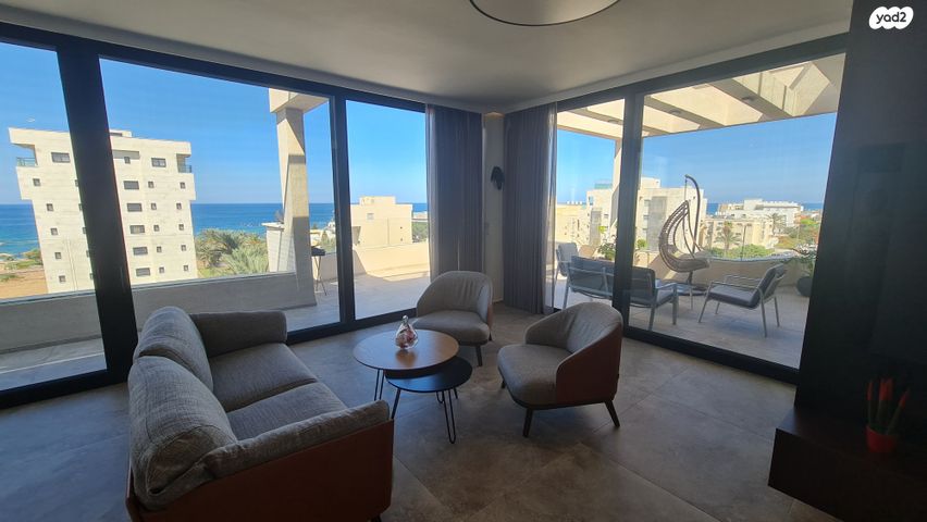 גג/ פנטהאוז, ז'בוטינסקי, עיר, מרכז העיר, נהריה